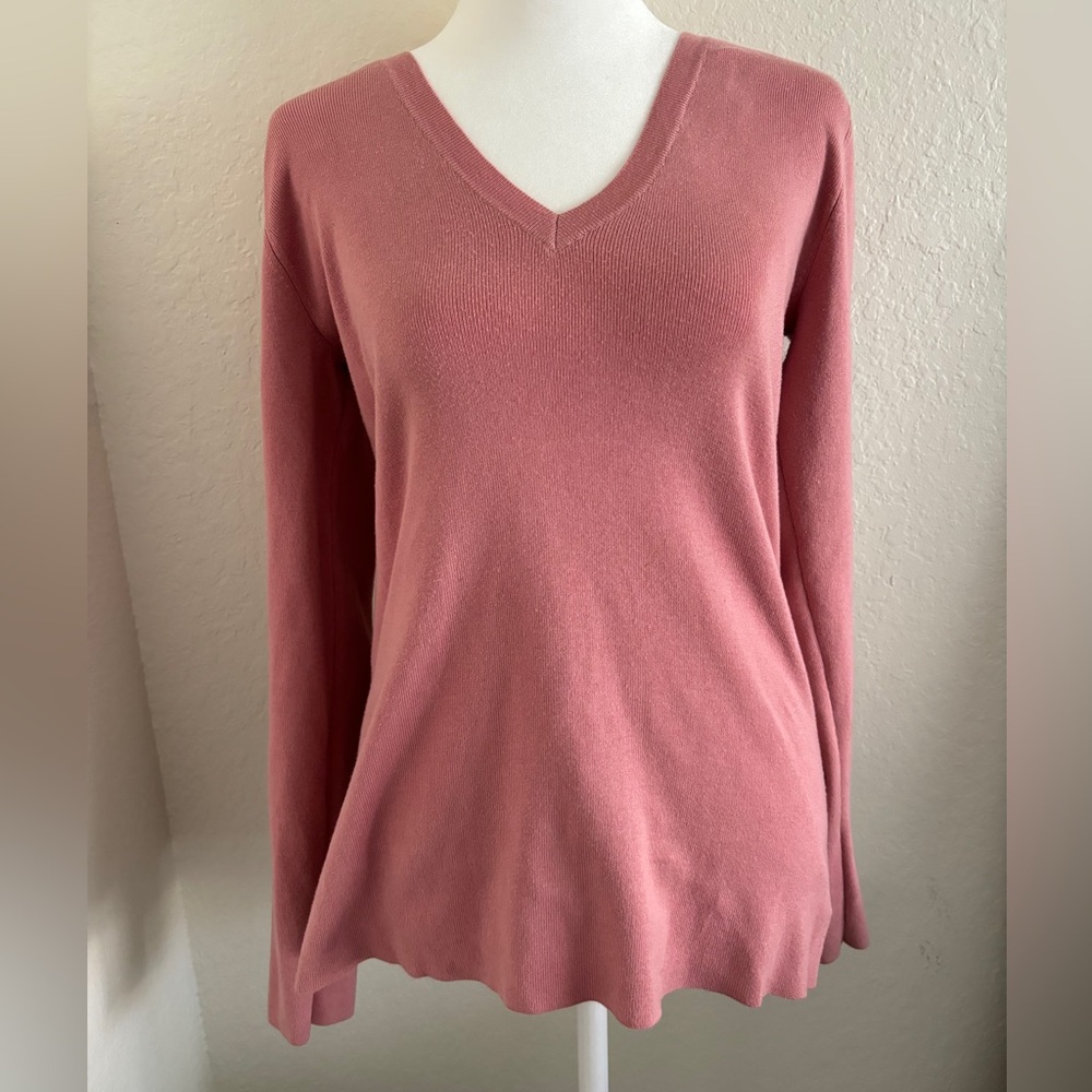 Eddie Bauer Cotton Blend V-neck Sweater size S (M)
